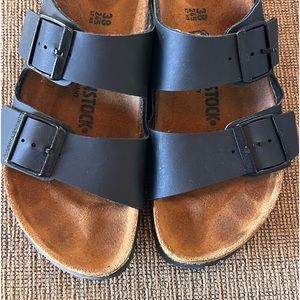 Size 38 Narrow Oiled Leather Black Arizona Birkenstocks (7 US)